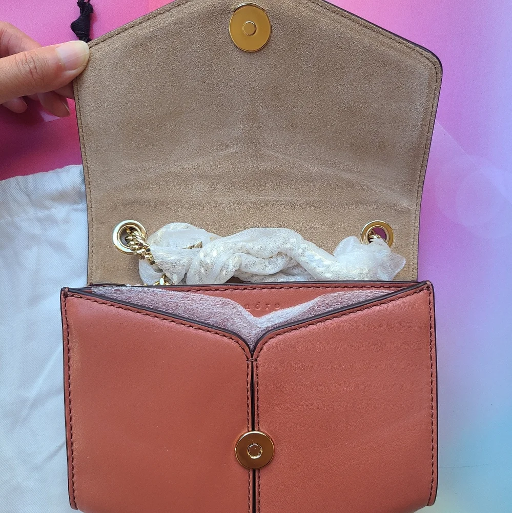 Sandro Paris picture item small