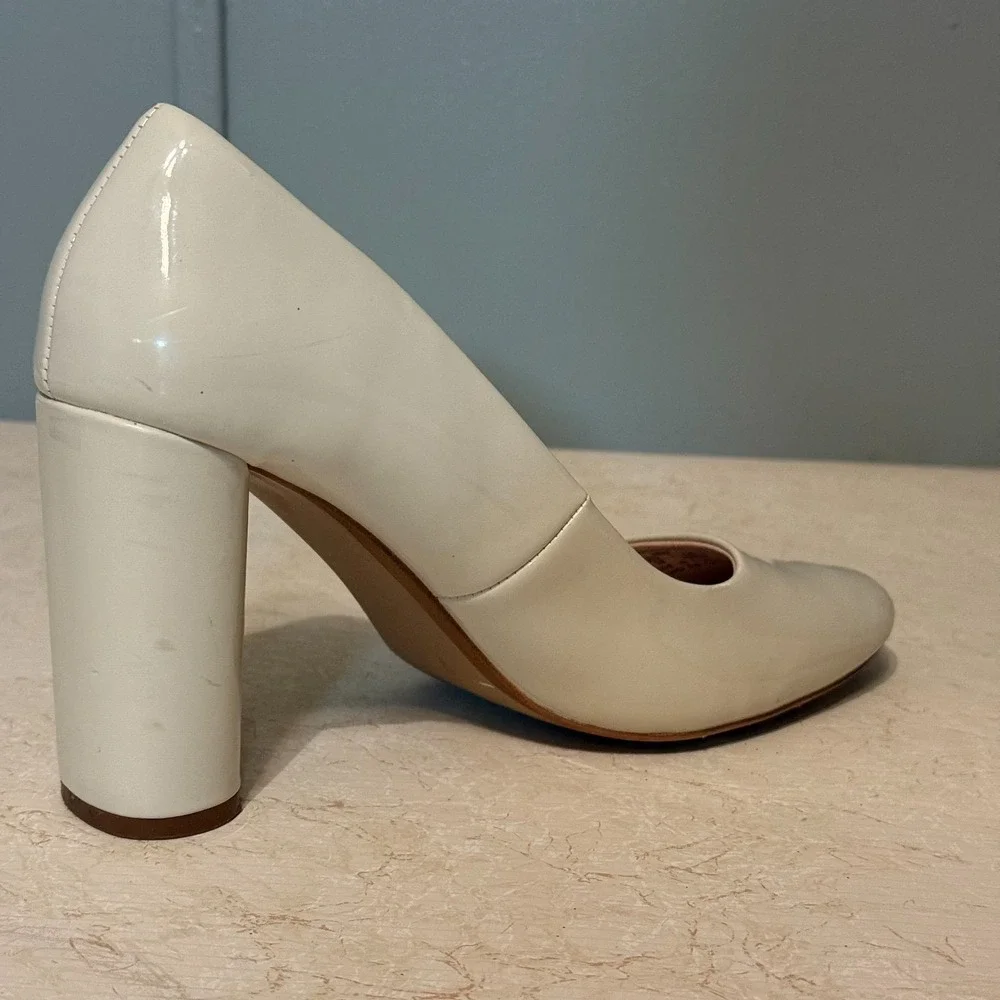 ZARA Trafaluc Block Heel Pumps Patent‎ Ivory White Size 38 US 7.5–8 S