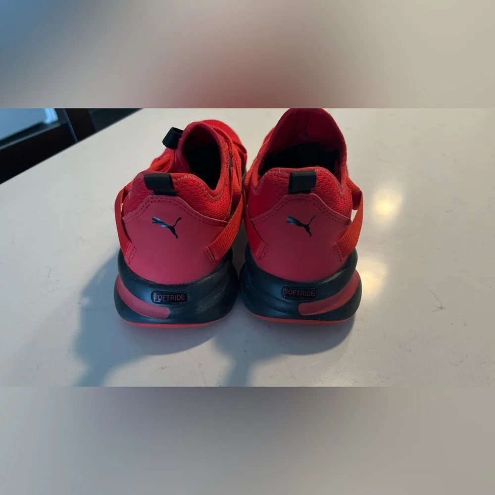 Puma size red
