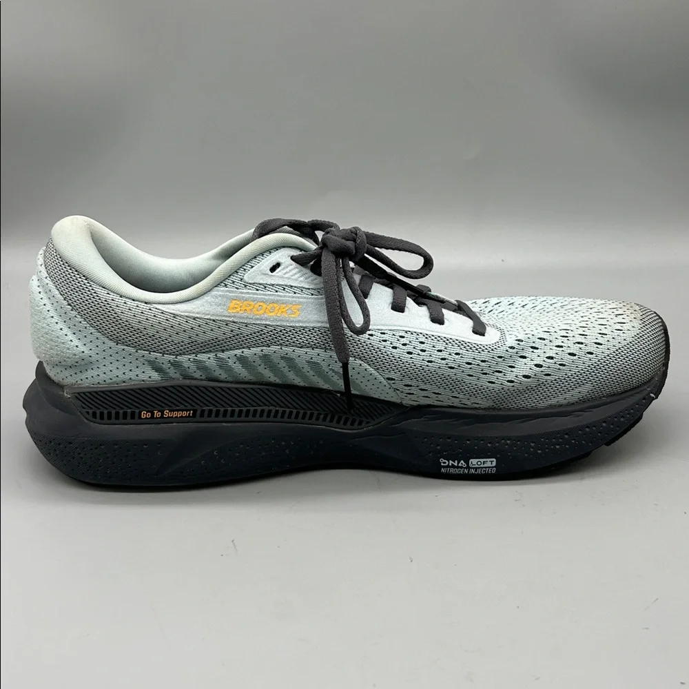 Brooks design running grey