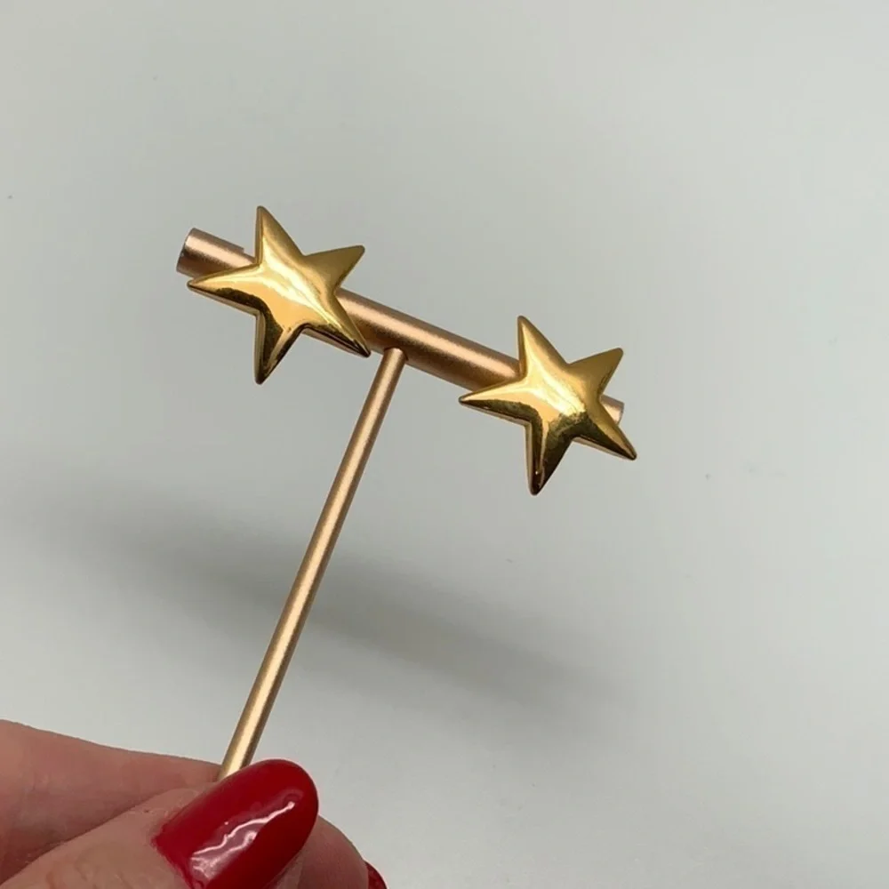 N/A gold tone
