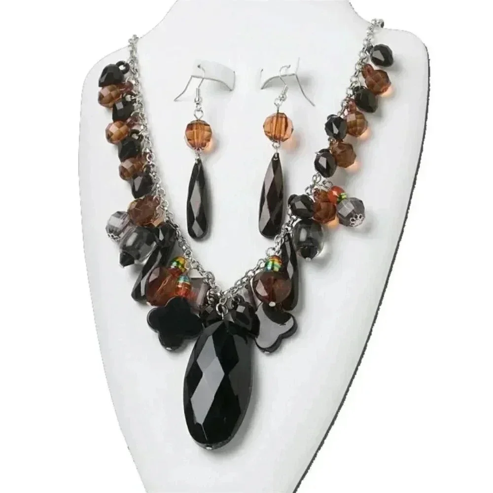 Chunky Black Red Glass Pendant Necklace & Earrings Set