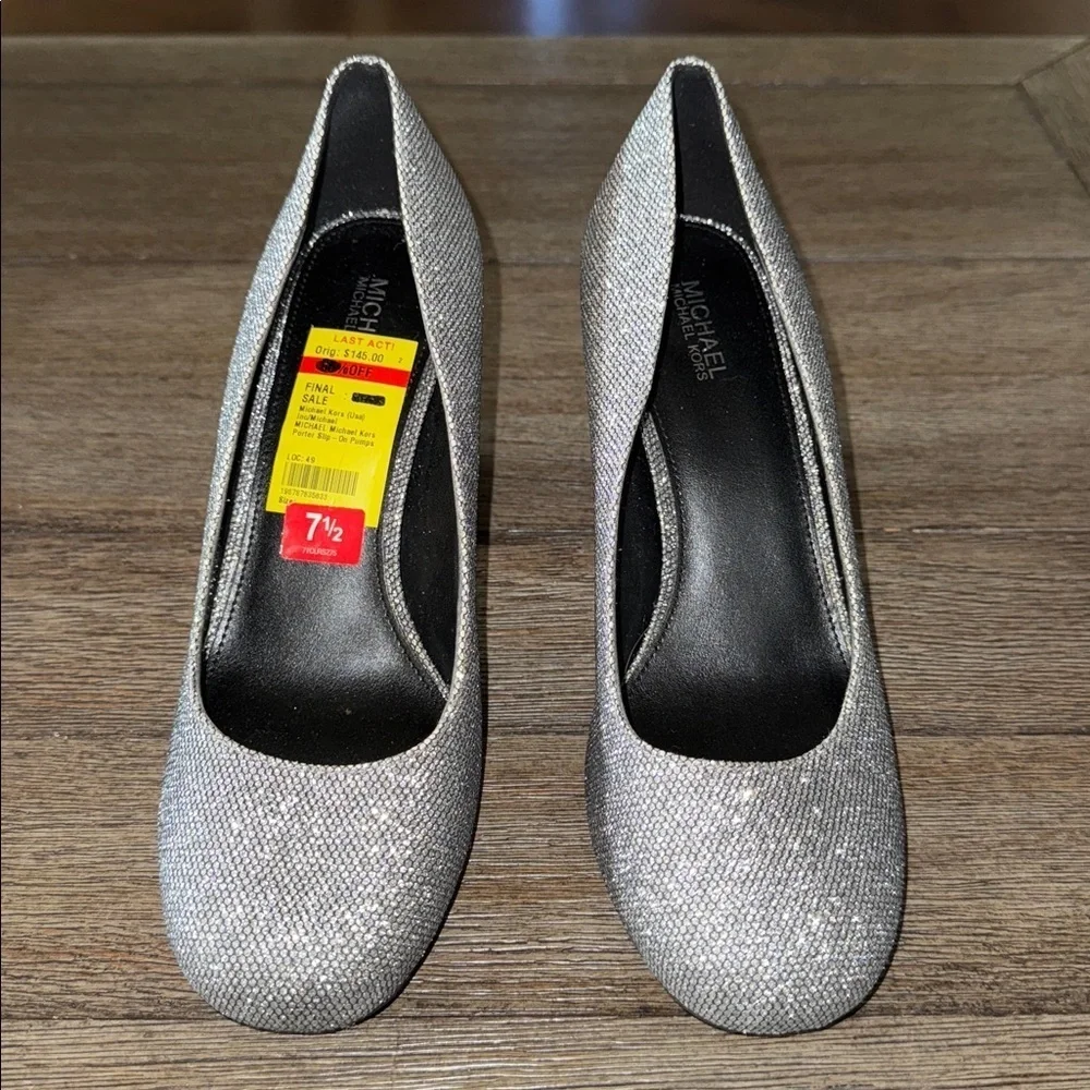 MICHAEL Michael Kors years heel toe