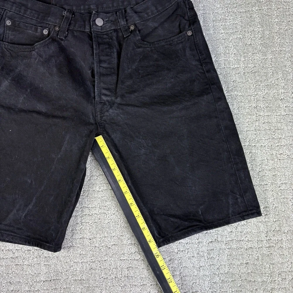 Levis stylish indicating feature