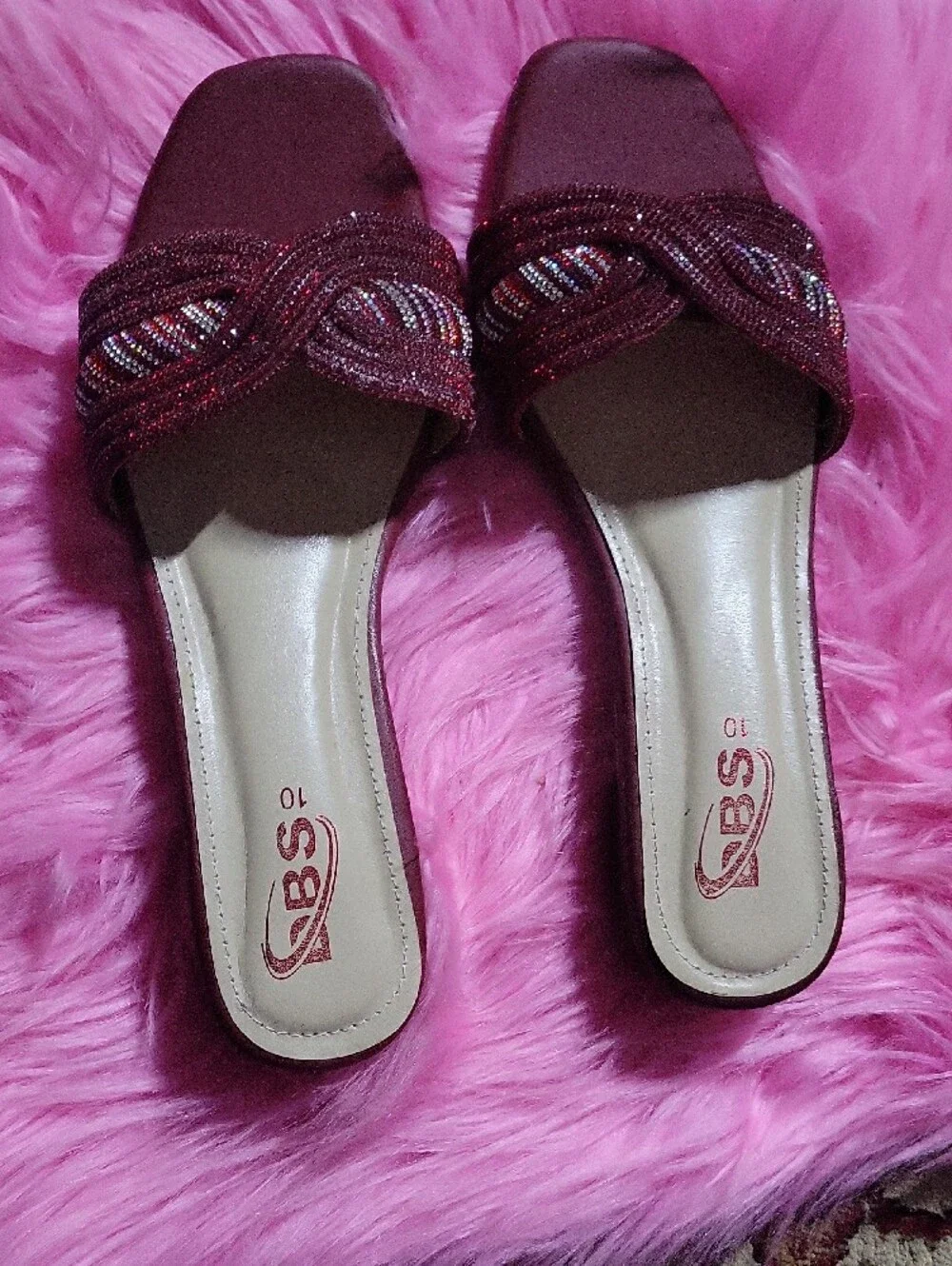 DBS maroon slide