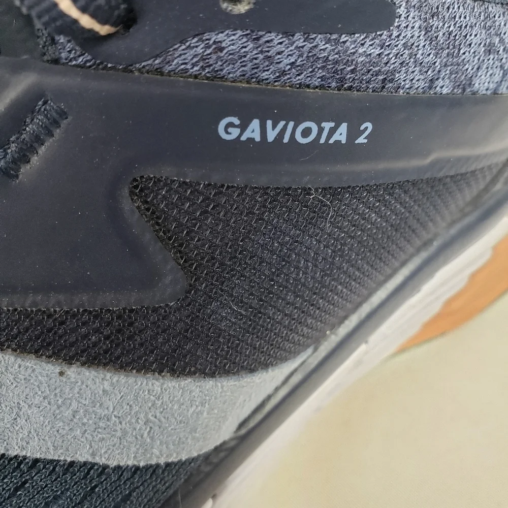 Hoka back one