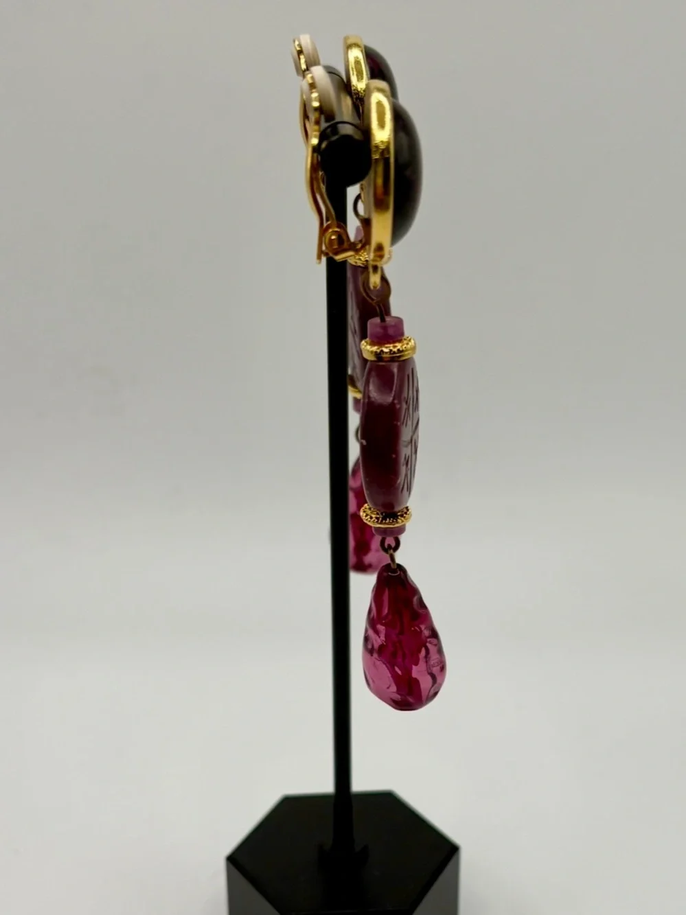 Vintage Artisan Clip On Dangle Earrings Burgundy Plum Glass Gold Tone 3.25”