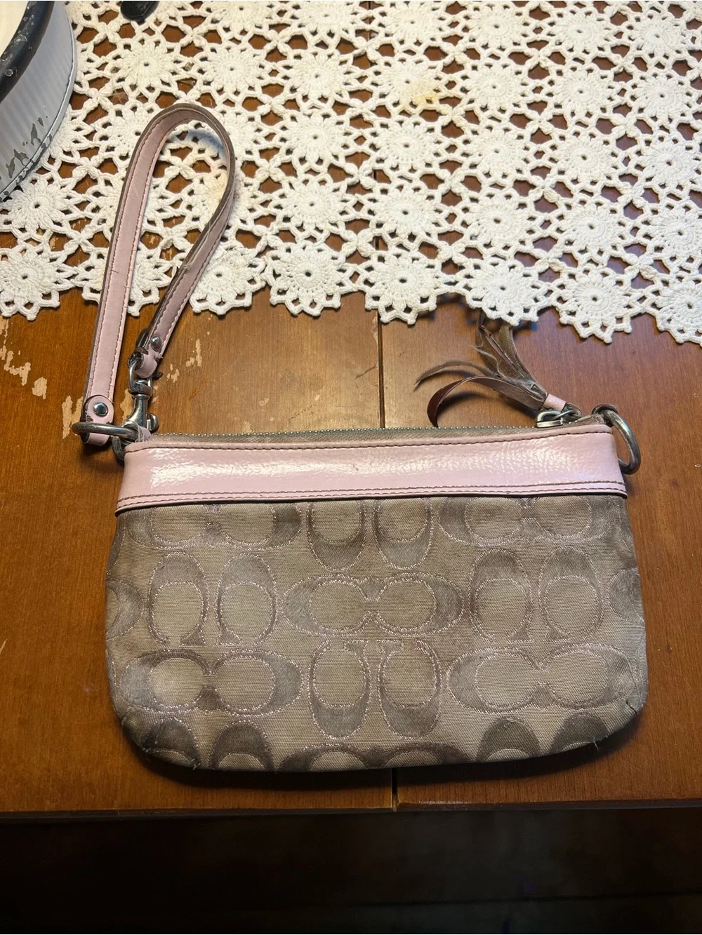 Coach wristlet taupe