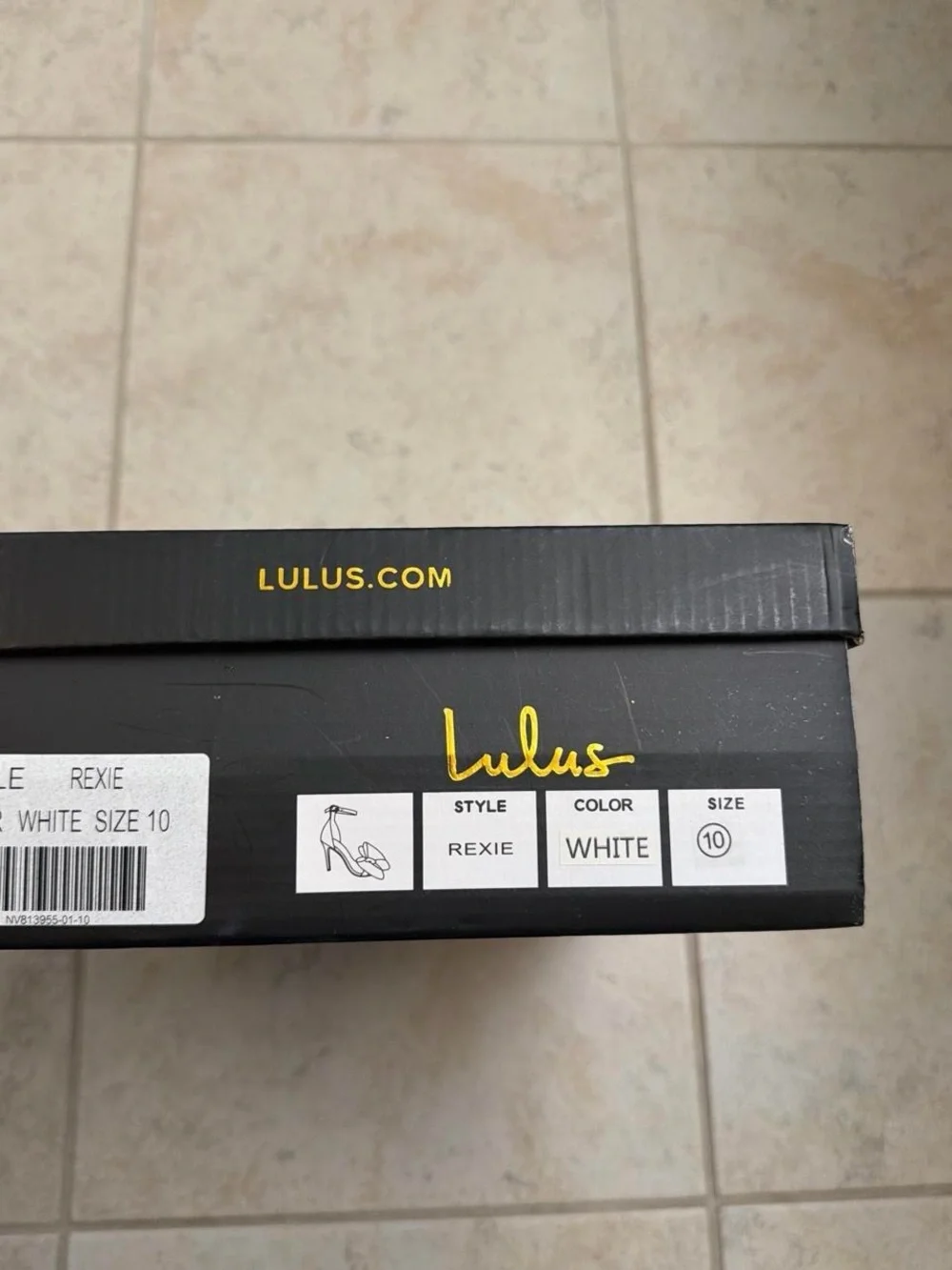 Lulus chic center flower