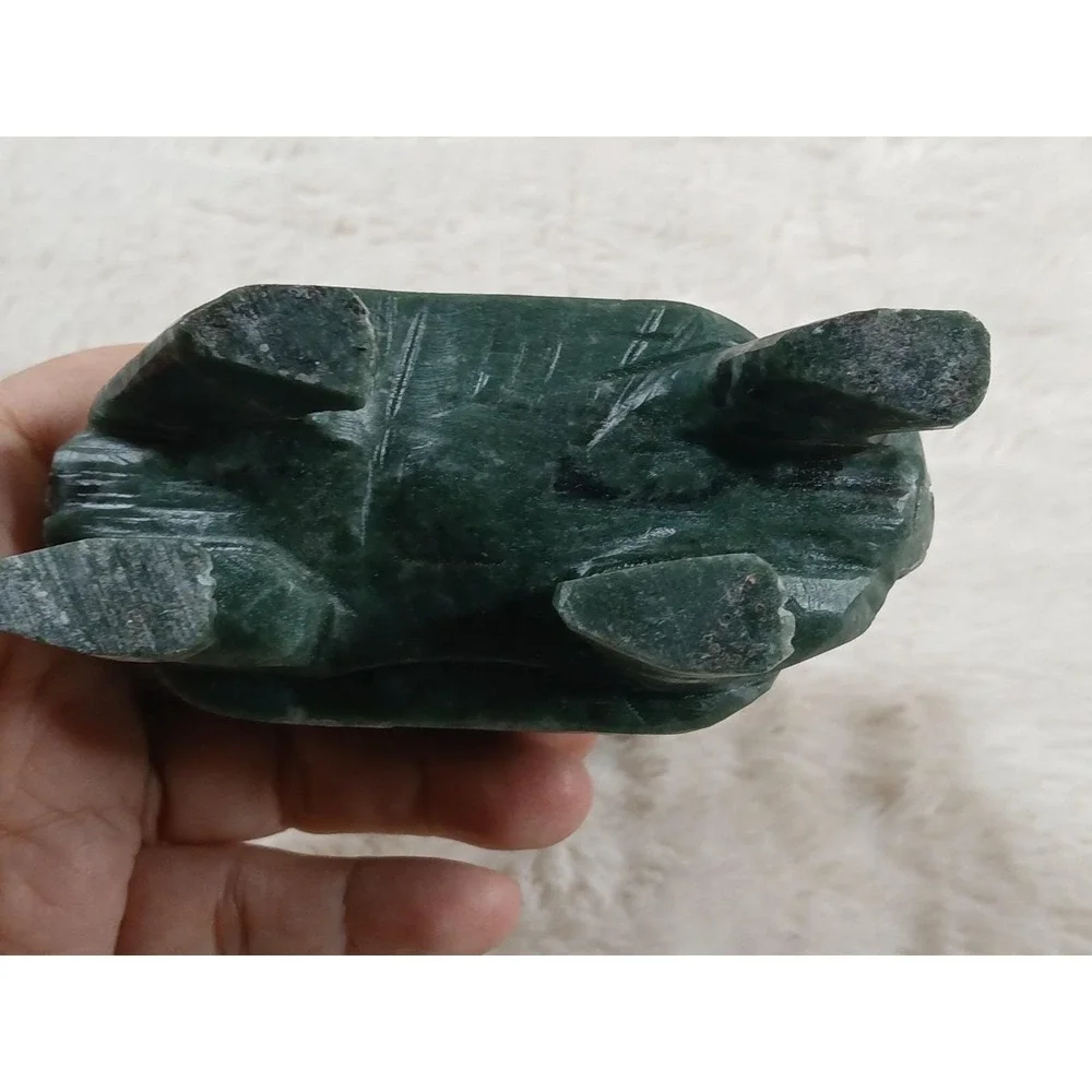 N/A intricate antiques originating