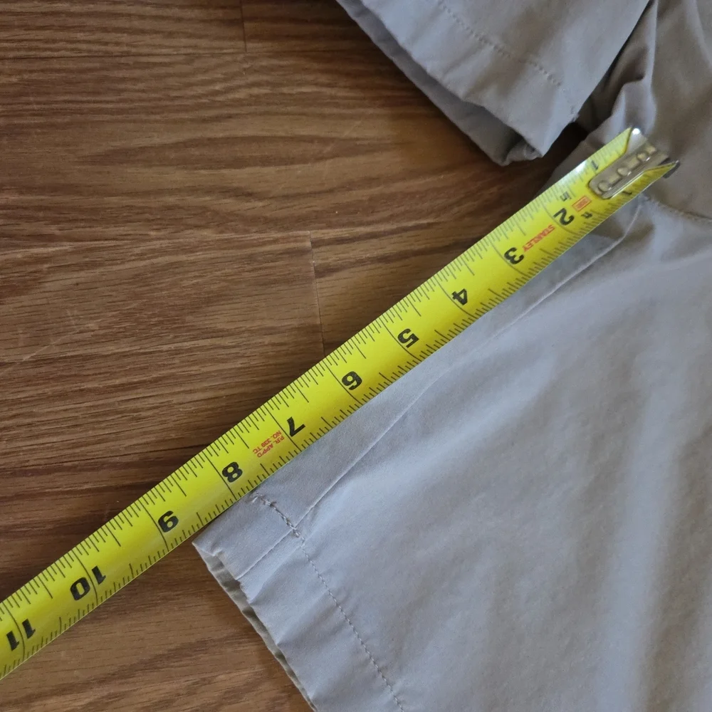 Vineyard Vines comfortable athletic