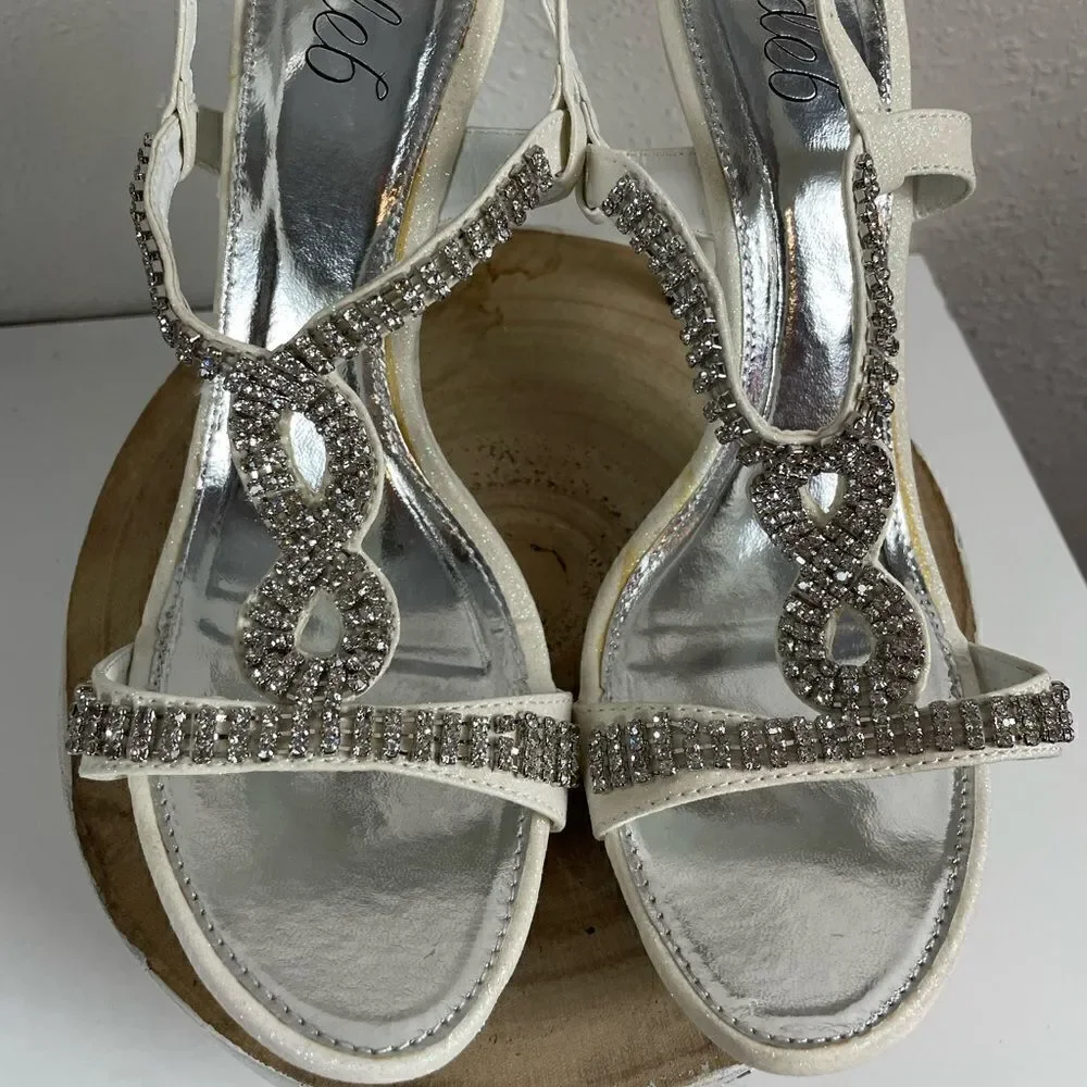 NIB Deb Bedazzled Rhinestone Strappy Heels Size 8