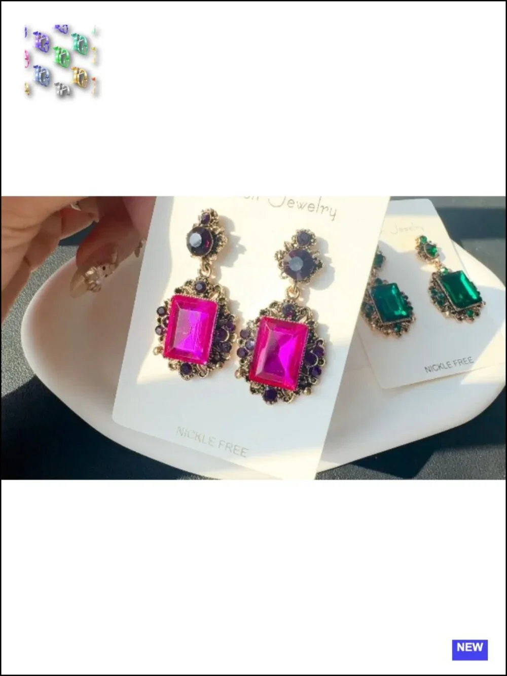 Vintage Gold Sparkly Crystal Flower Stud Earrings Dangle Rhinestone Drop