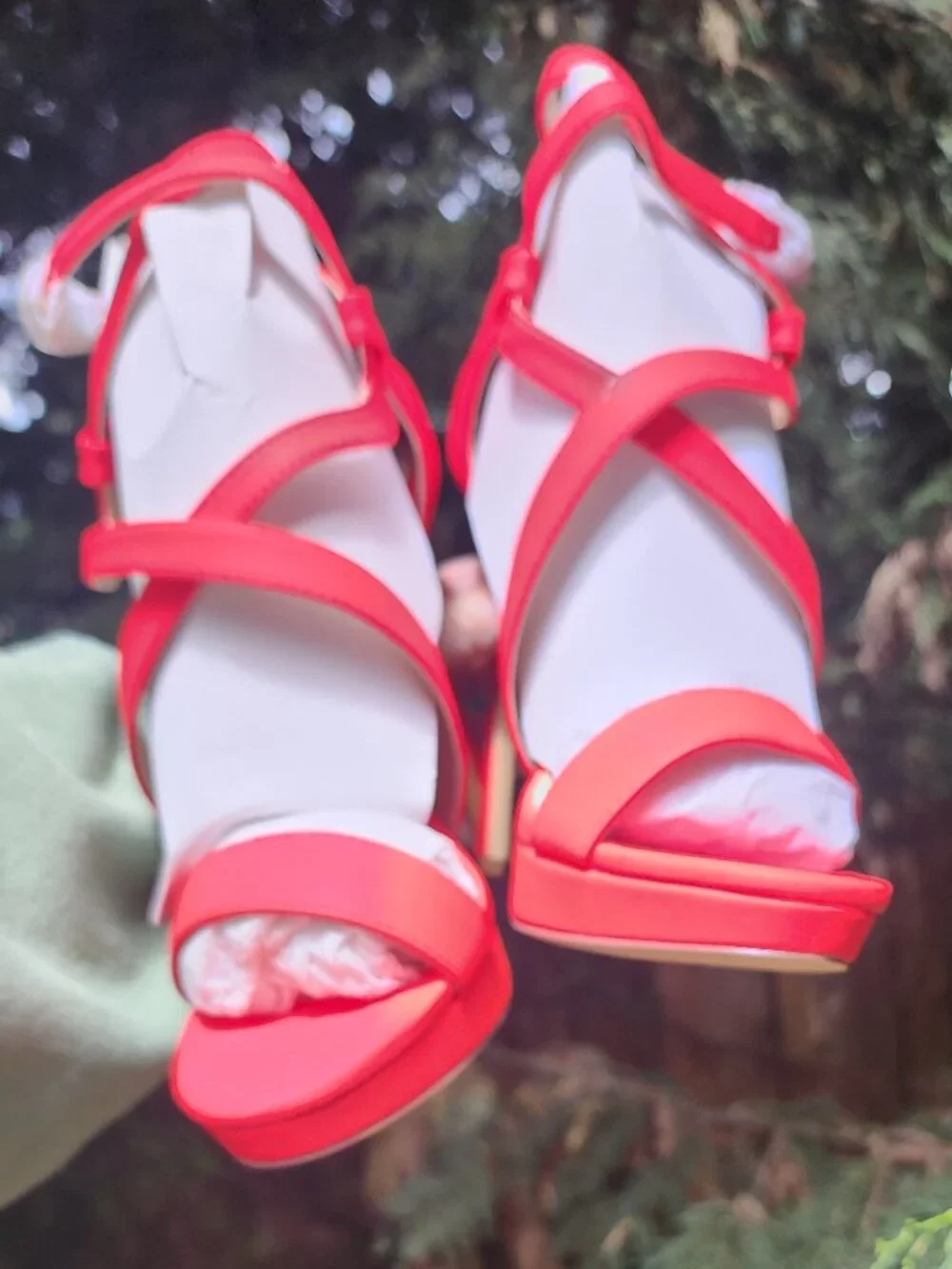NWB Lilliana Rosanna size 7.5 HOTTIE red strappy heels 👠 ♥️