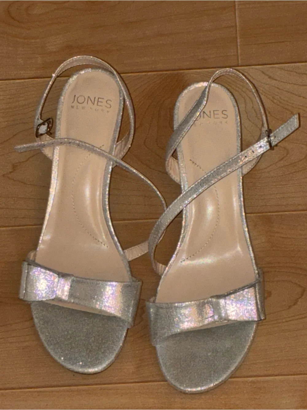 Jones New York versatile heel