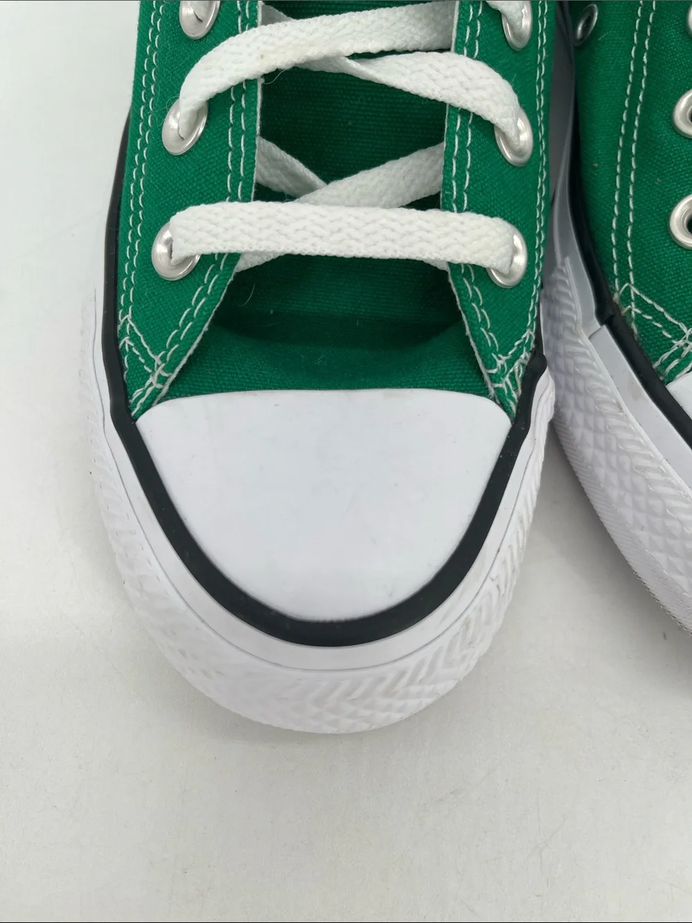 Converse gently worn