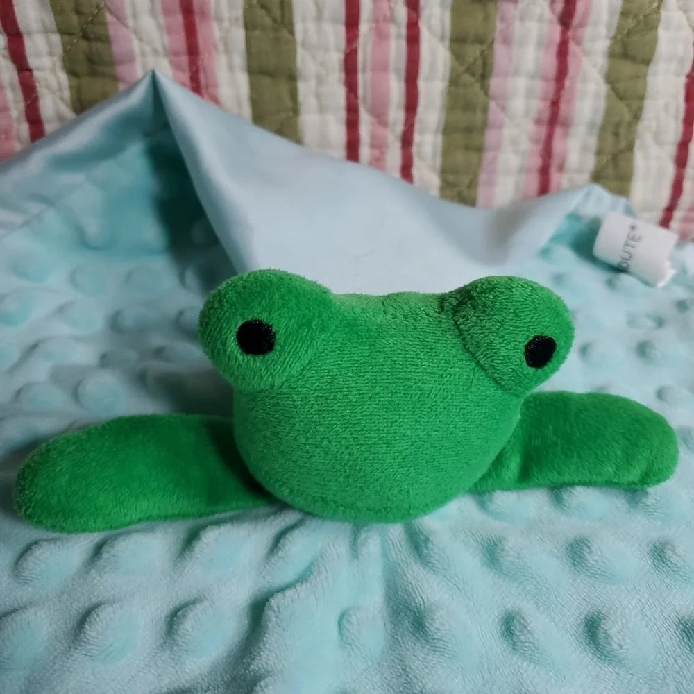 Doindute frog lovey