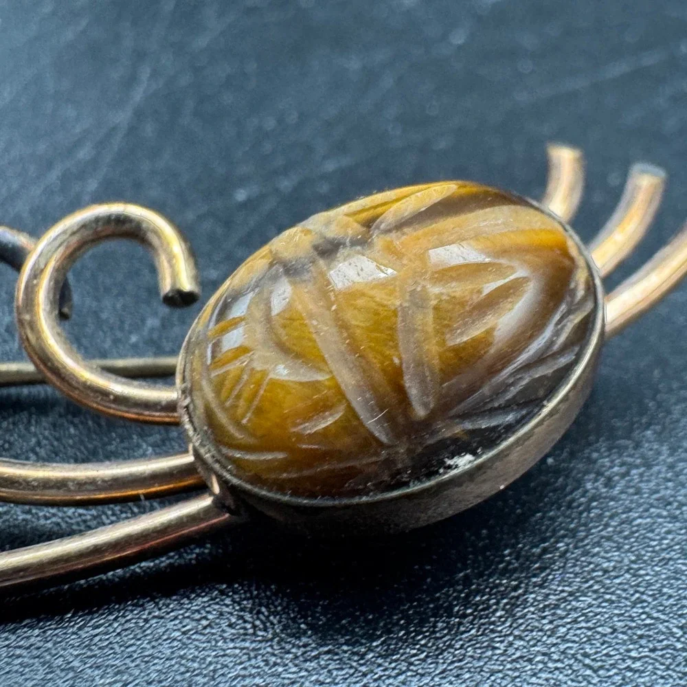W.R.E. vintage brooch
