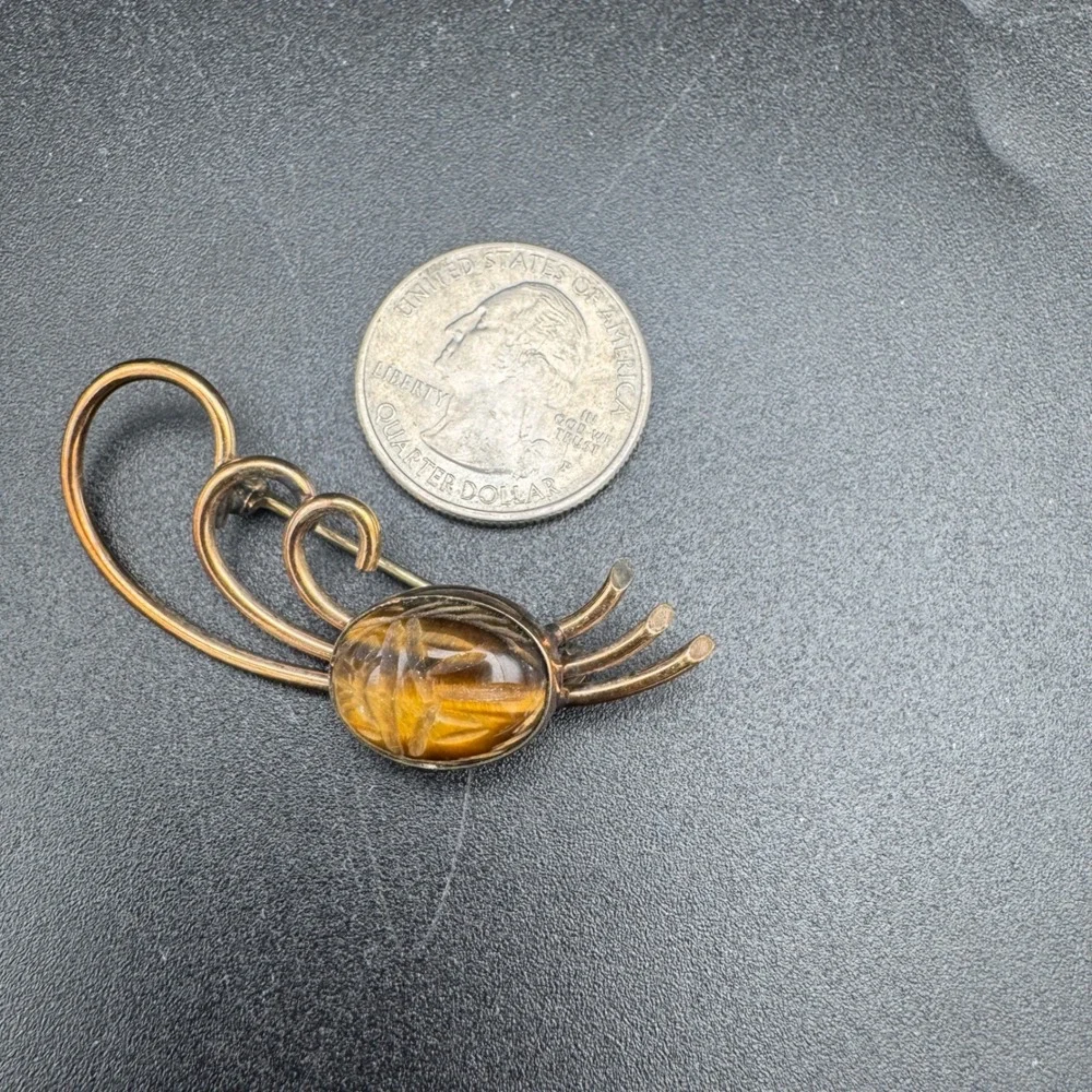 W.R.E. vintage brooch