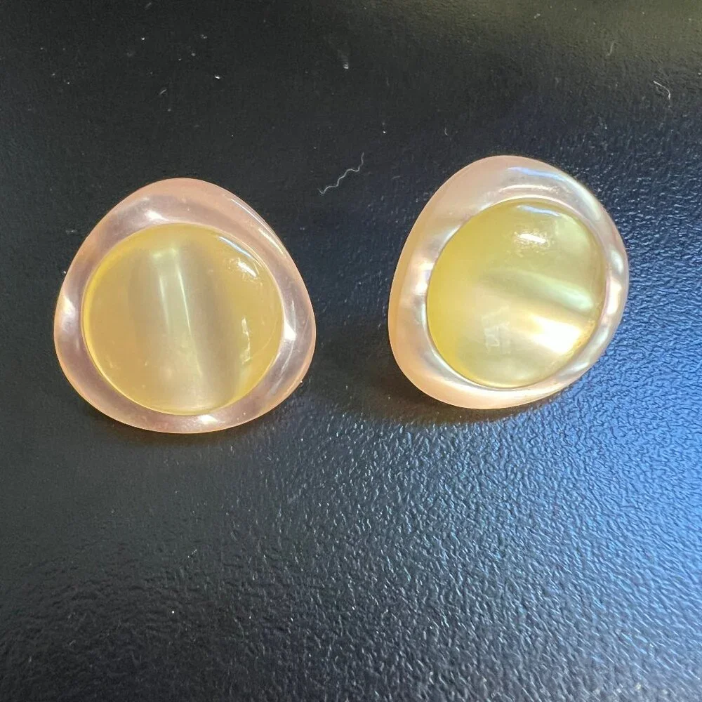 Vintage Acrylic Pierced Earrings Pink with Yellow Insets‎