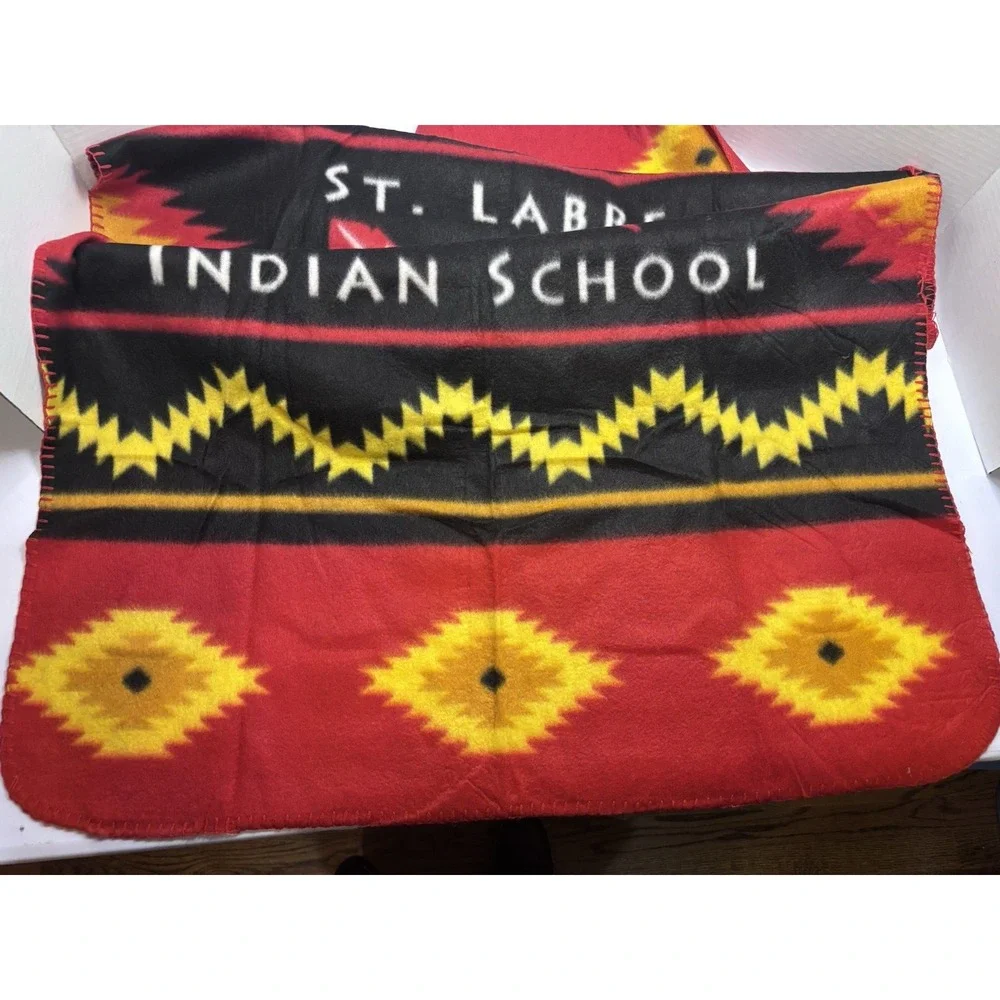St Labre nwot st