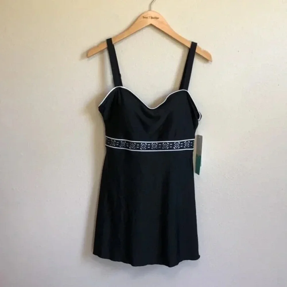 Sea & Sand feminine sporty