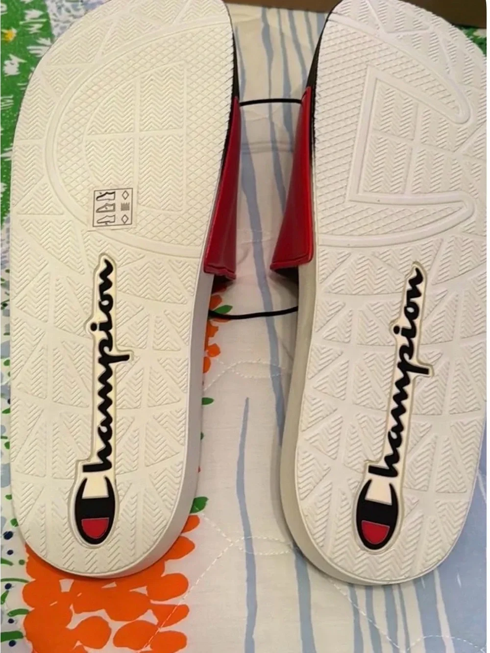 Champion Men's IPO SPLIT Scarlet/ Multi Slides Size 14 NWT