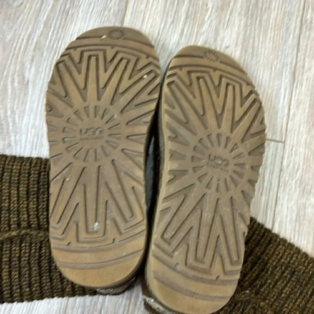 UGG brown classic