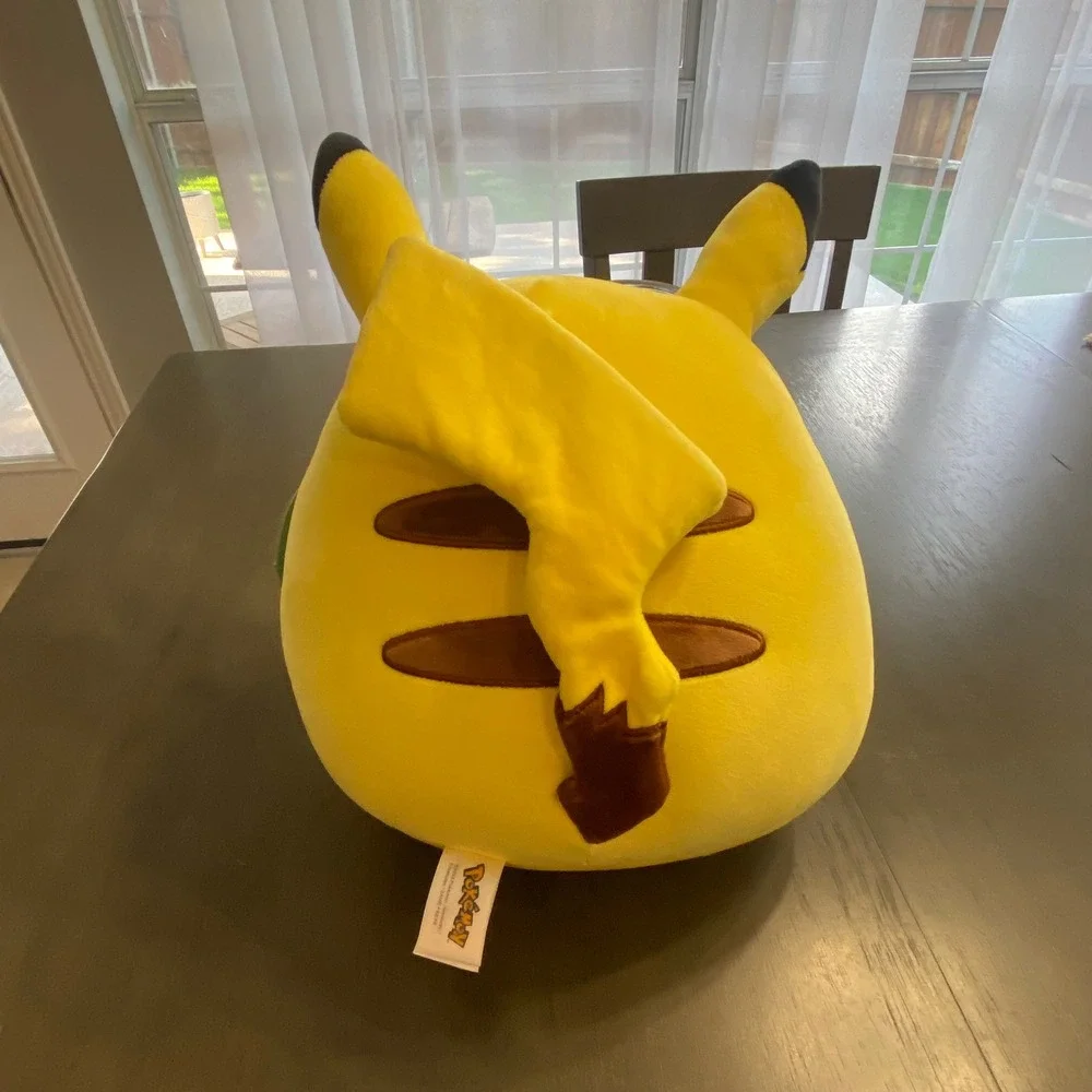 Squishmallows pokemon pikachu