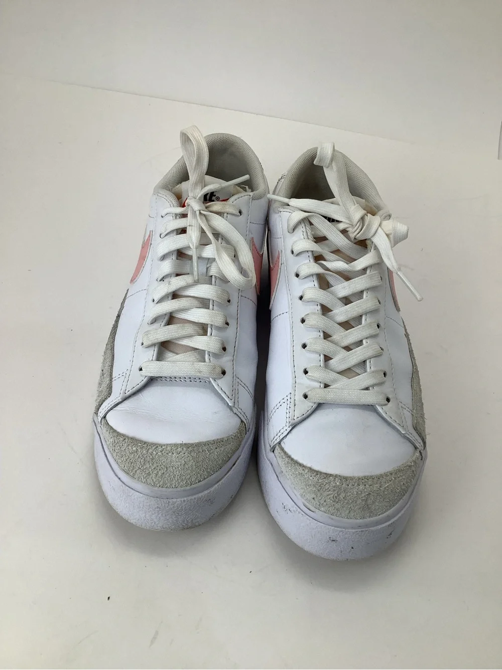 Nike blazer low