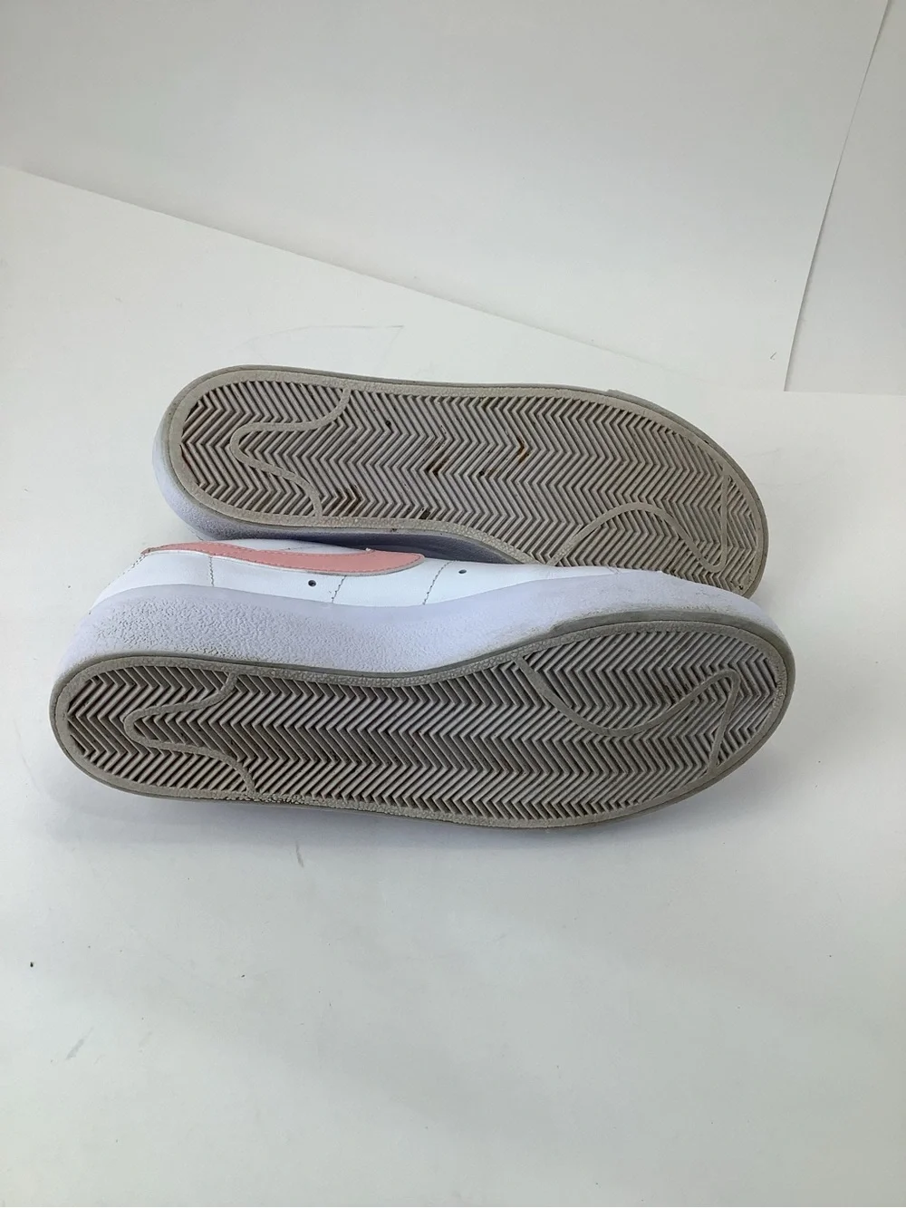 Nike blazer low