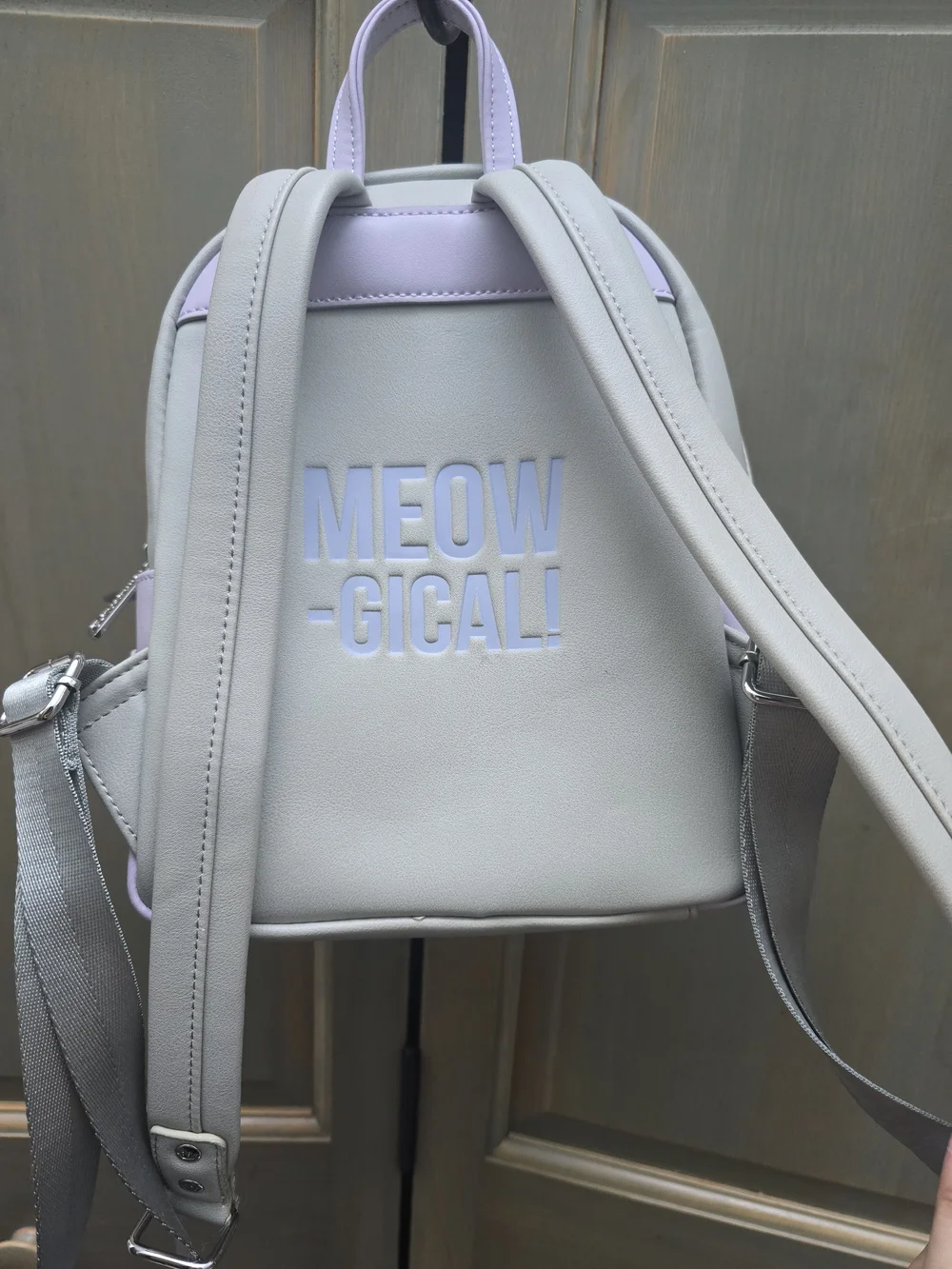 Loungefly zip pouch