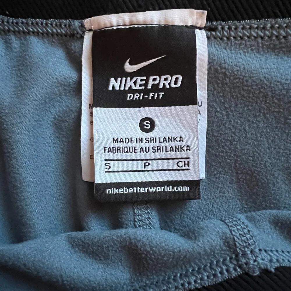NIKE PRO DRI-FIT Women’s Athletic Leggings Pants Small Gray w Black Stripes Pink