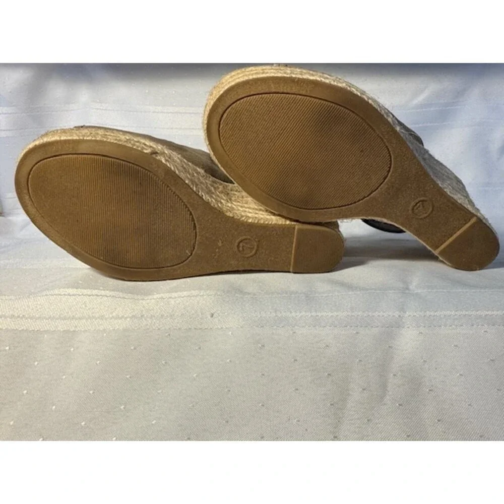 Universal Thread stylish comfortable