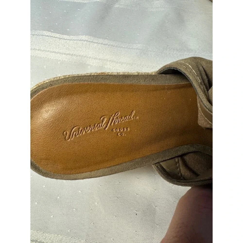 Universal Thread stylish comfortable
