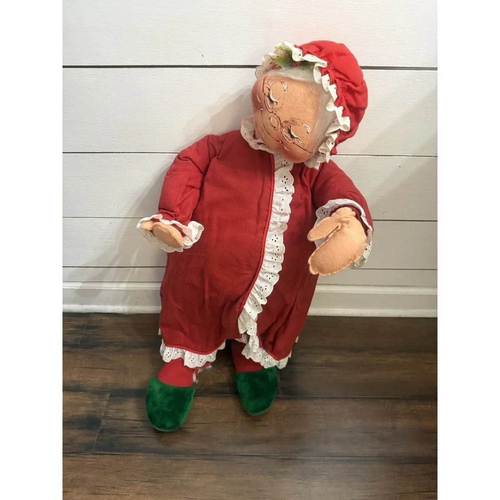 Annalee themed dolls addition