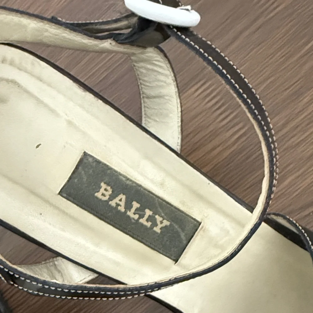 Bally these photos design