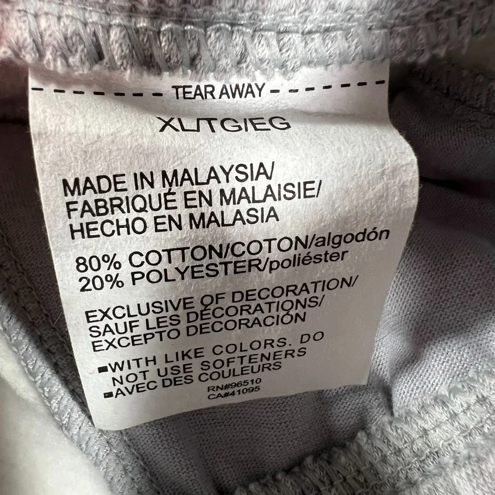 Under Armour mens cleaned small