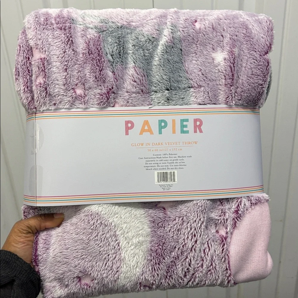Papier movie theme 50