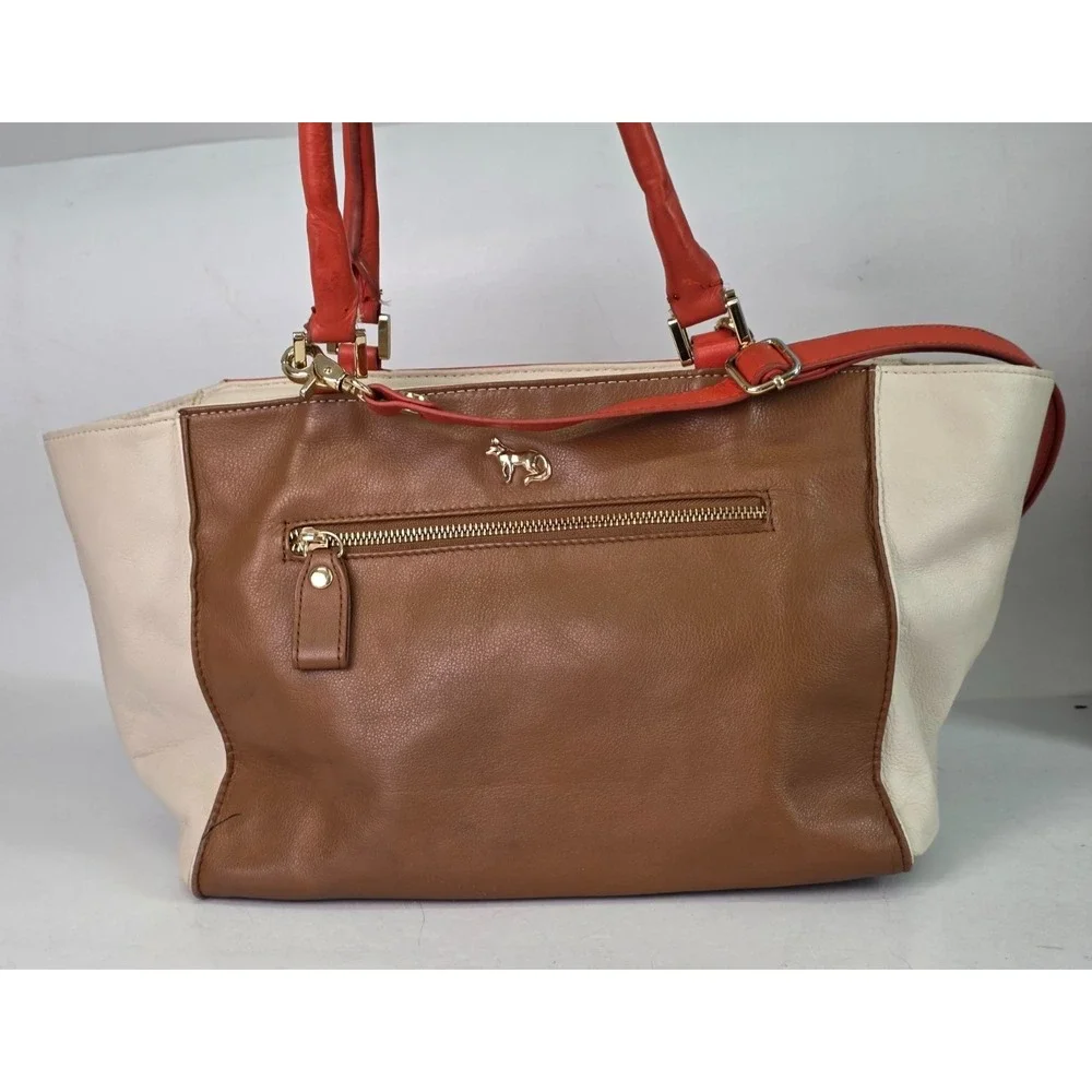 Emma Fox this item