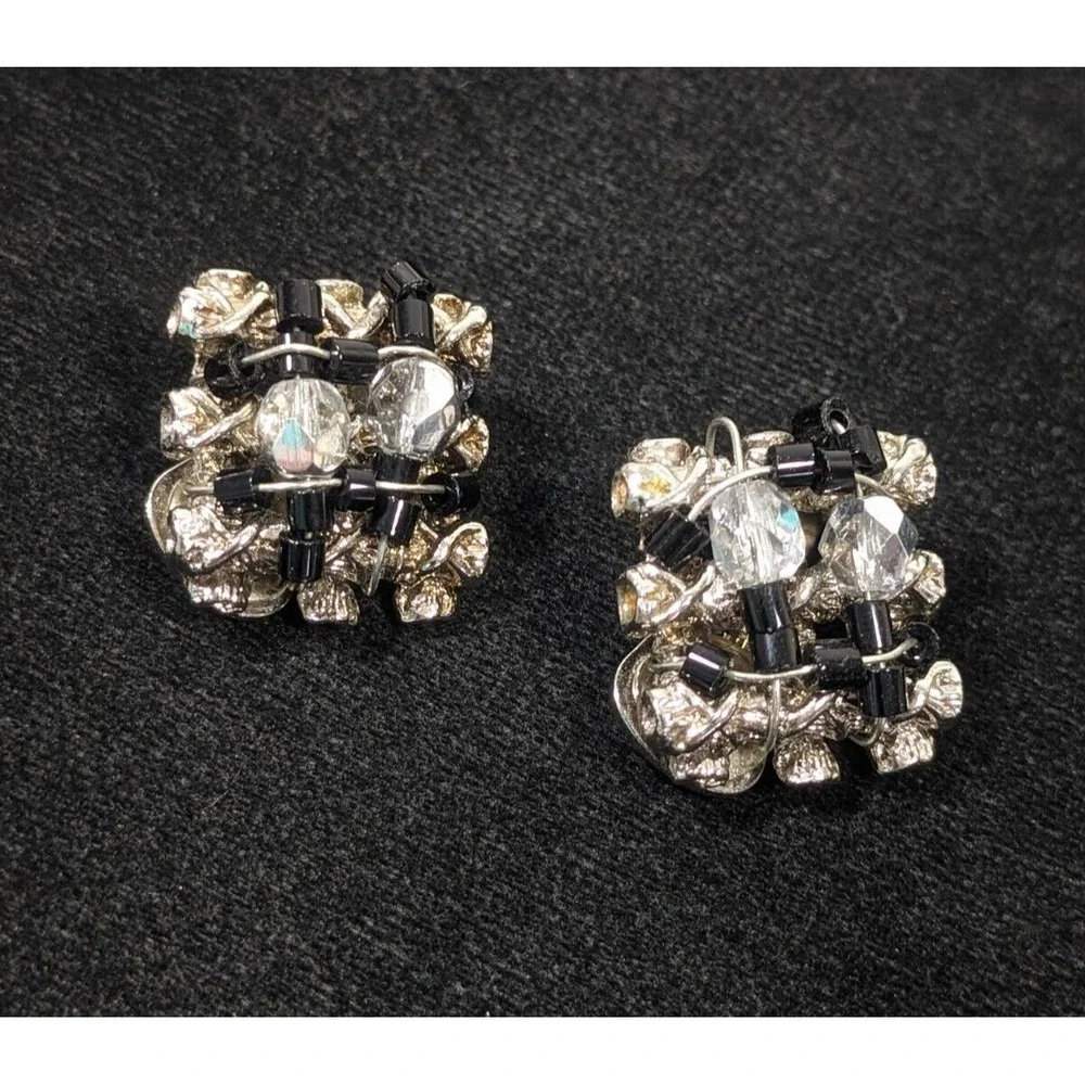 Vintage Silver Tone Black Glass‎ Wrapped Bead Square Clip On Statement Earrings