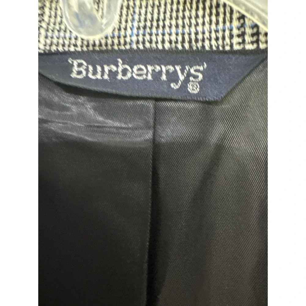 Burberry smooth this style
