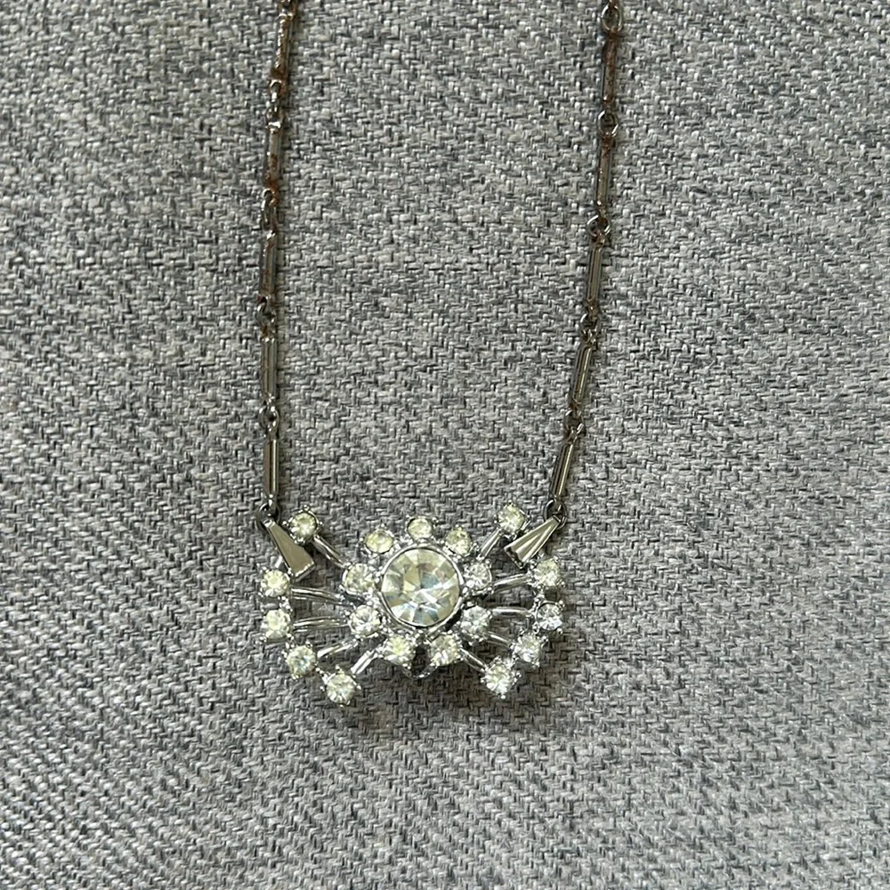 Vintage sunburst necklace