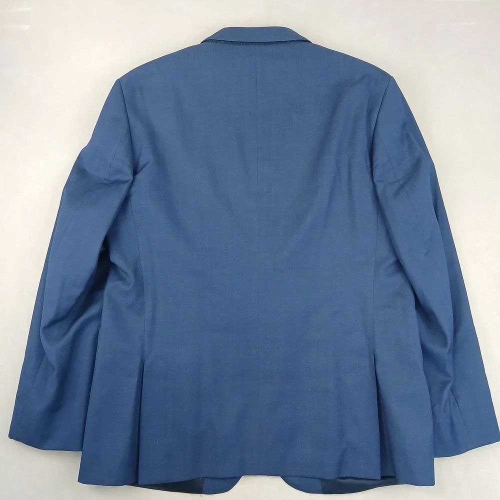 The Blk Tux 42r stains
