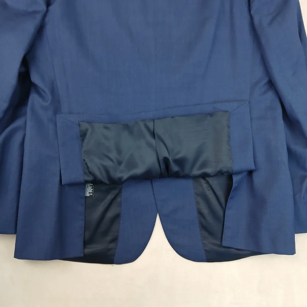 The Blk Tux 42r actual pictures