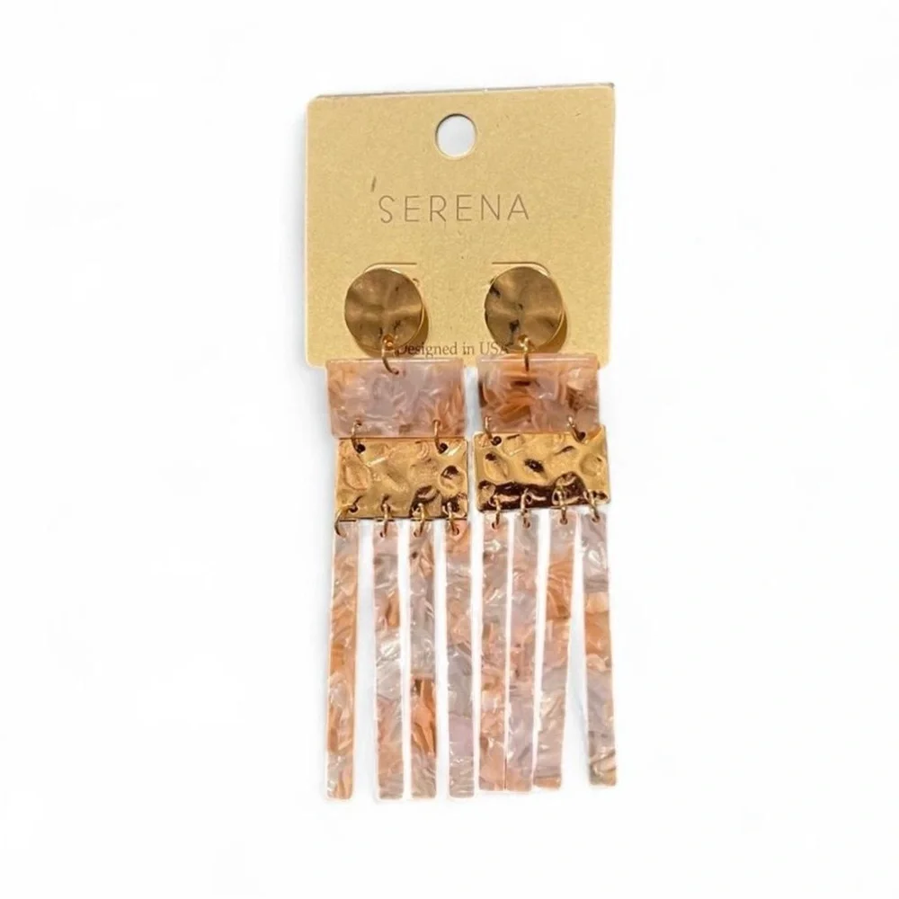 Serena staple length dangling