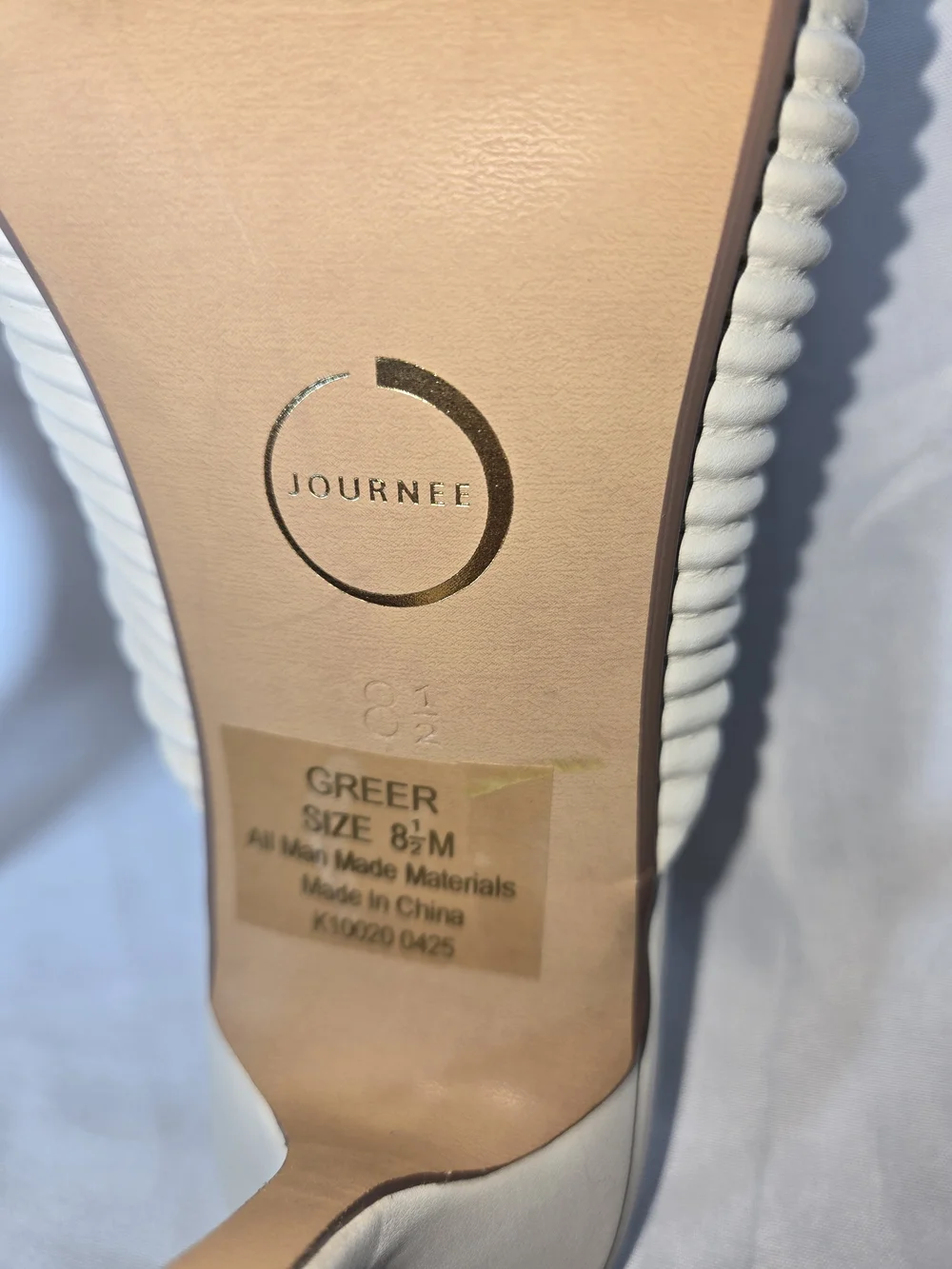 Journee Collection stylish white