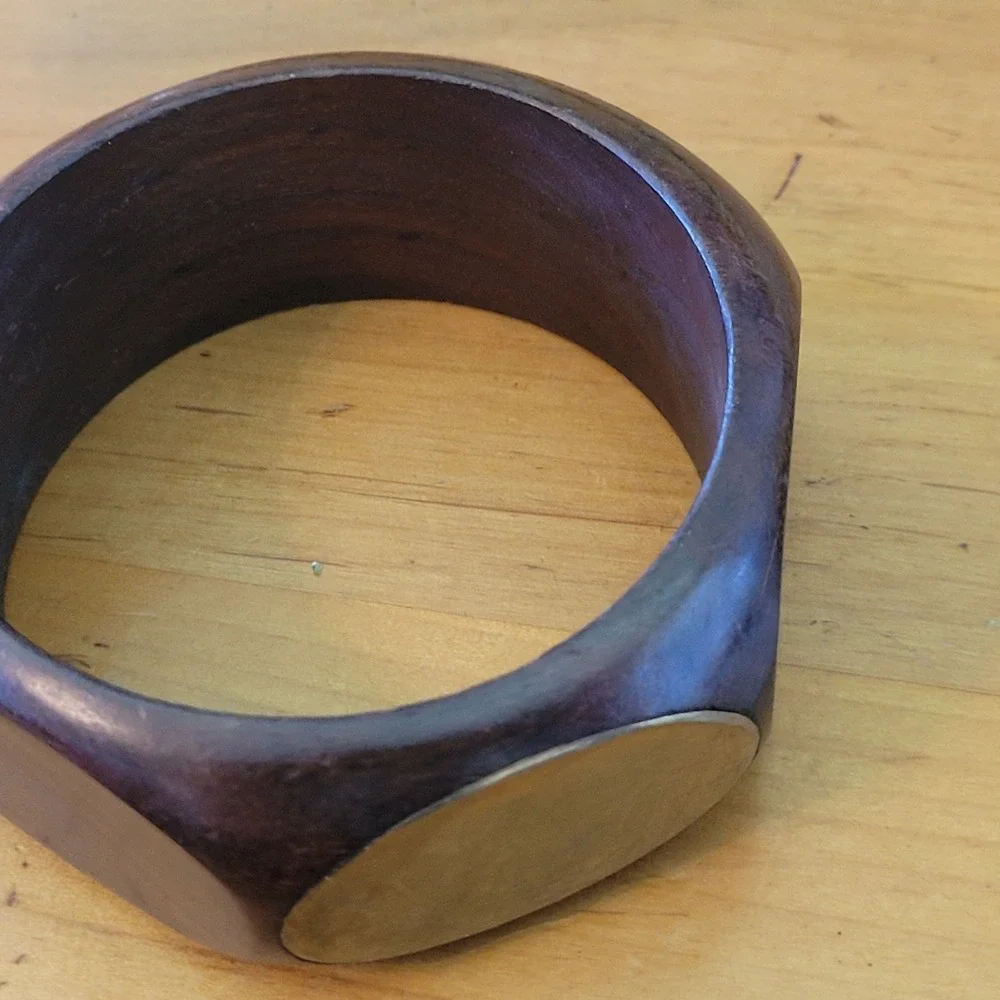 The Unbranded Brand vintage artisan