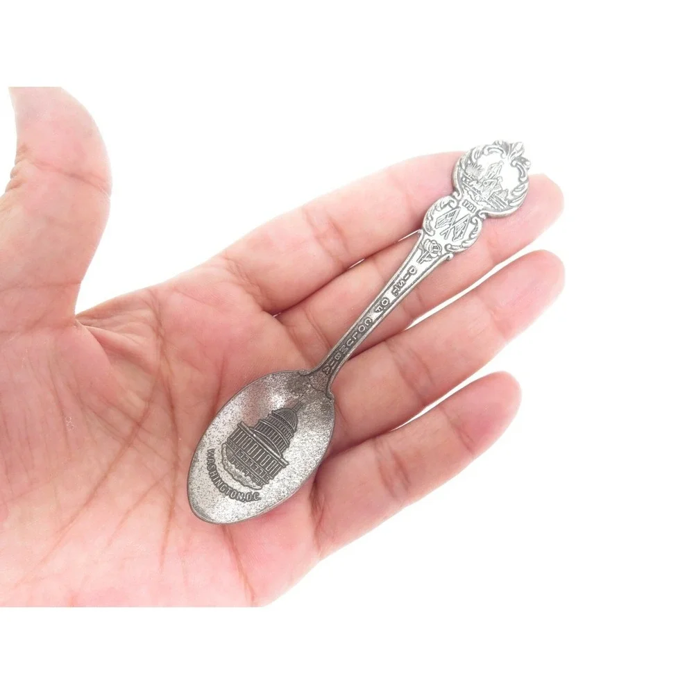 N/A souvenir spoon