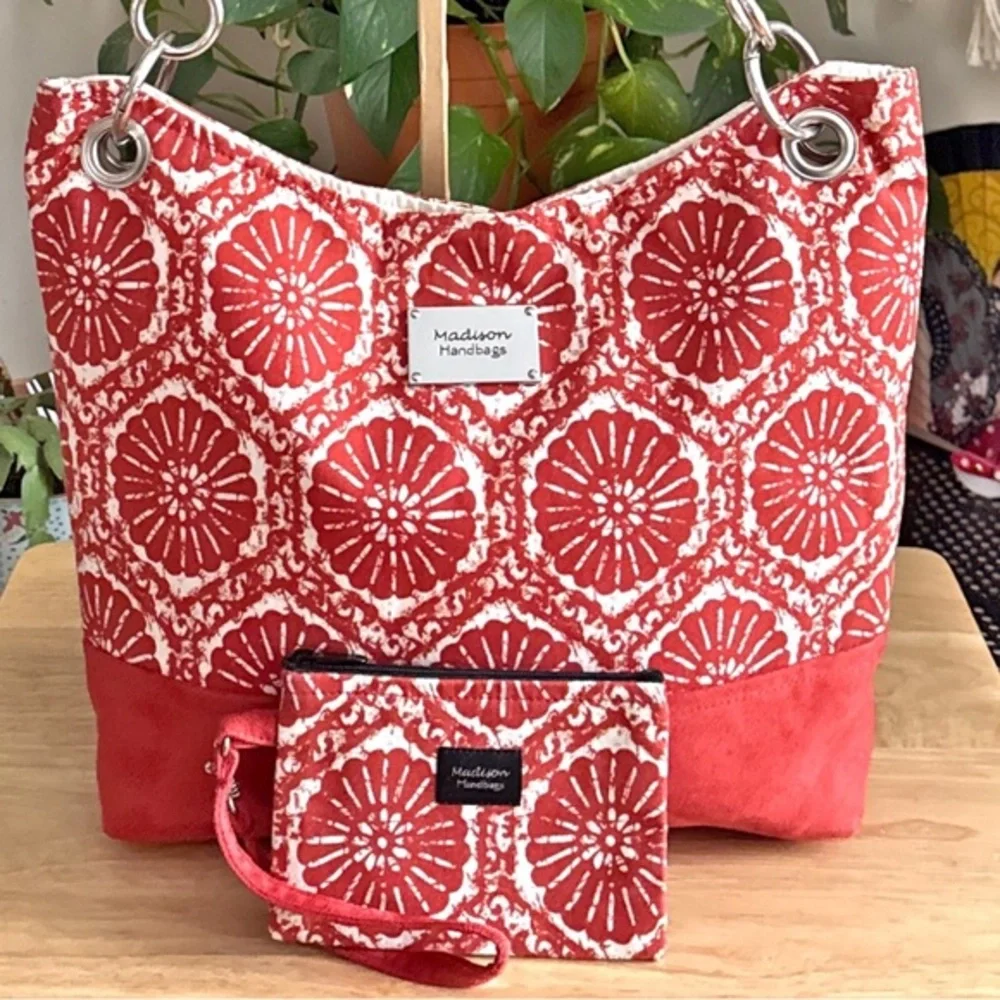 Madison Handbags Canvas Tote w/ Matching Wristlet Spring Summer Resort Vaca